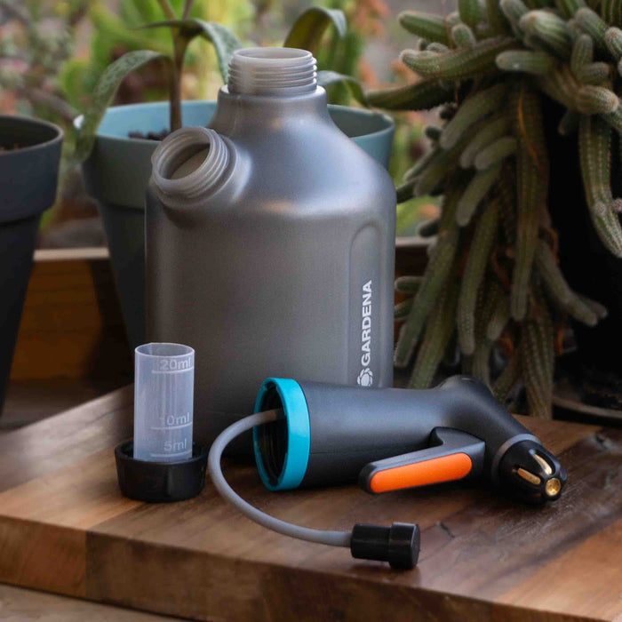 Pack Protector: Pulverizador 1 lt Gardena + Asedio 280 cc